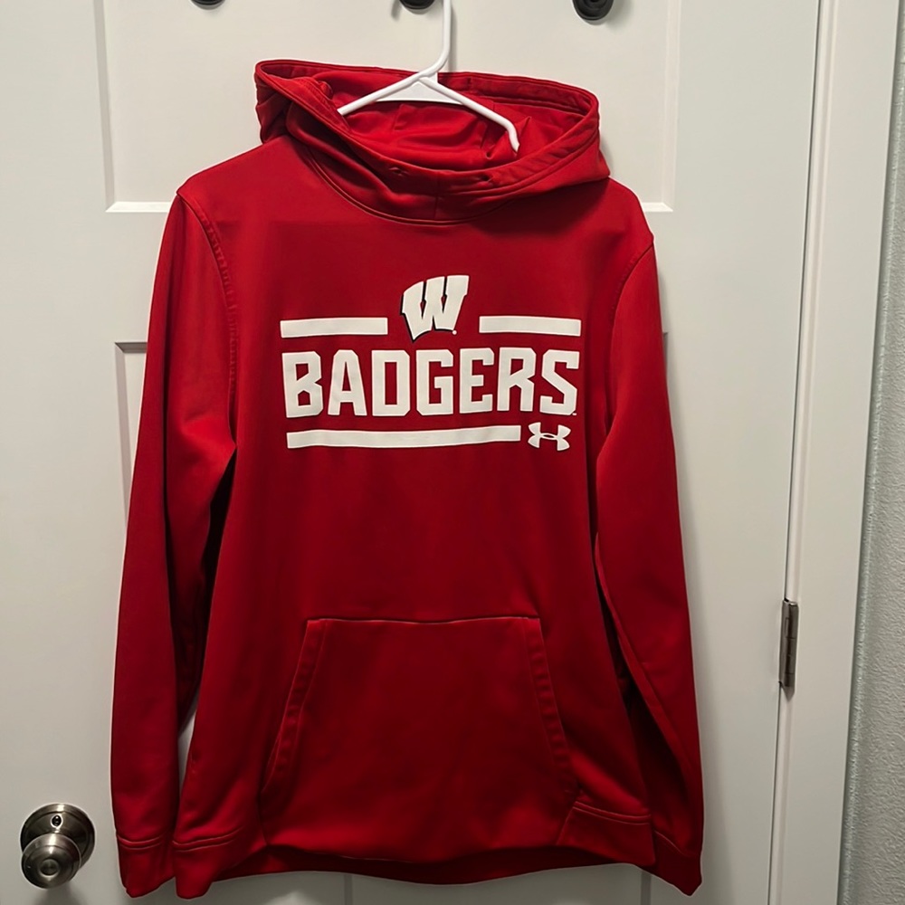 Under Armour men’s large Wisconsin Badgers hoodie